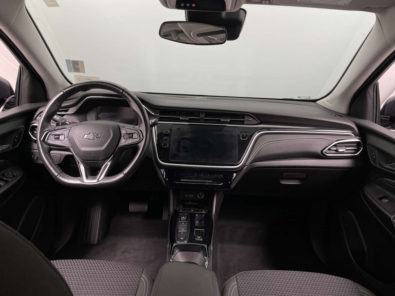 Thumbnail: 2023 Chevrolet Bolt EUV - 3