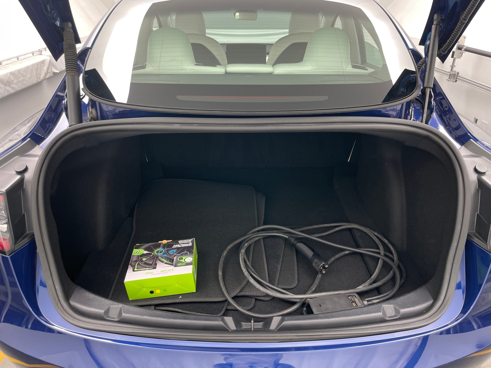 Thumbnail: 2022 Tesla Model 3 - 6