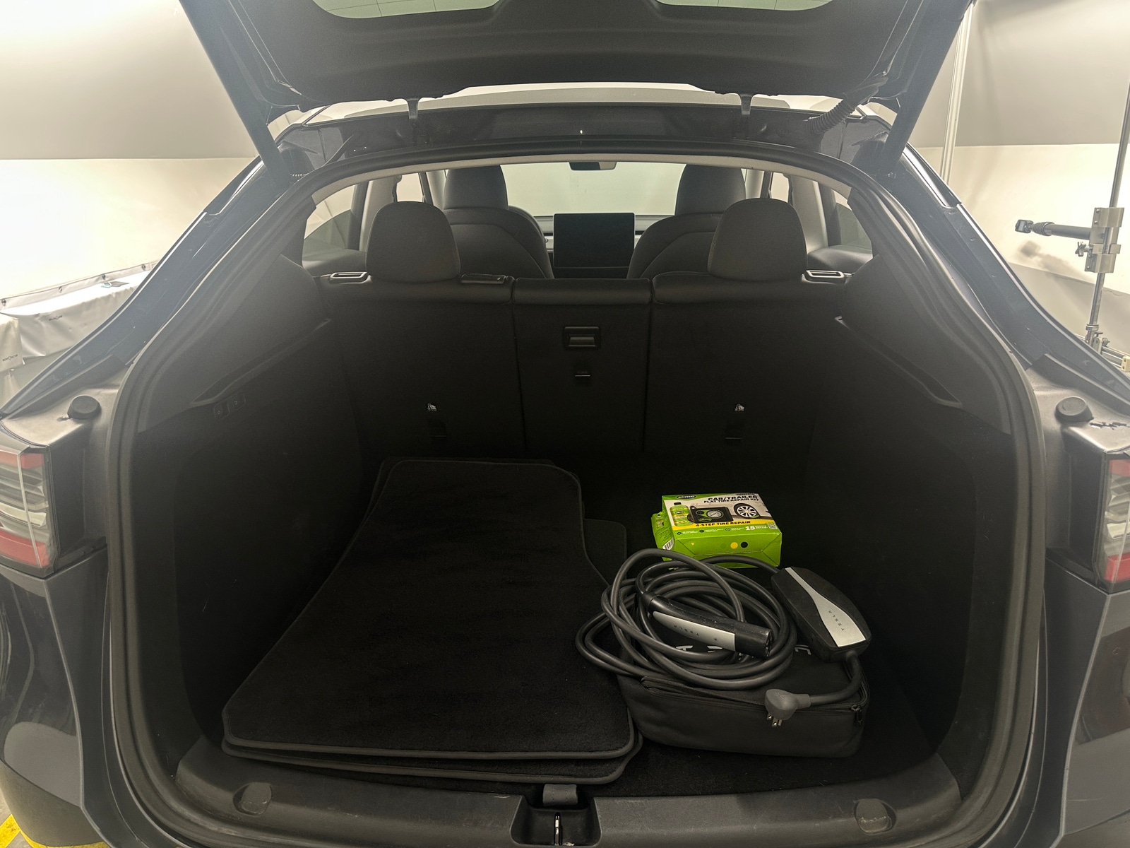 Thumbnail: 2023 Tesla Model Y - 6