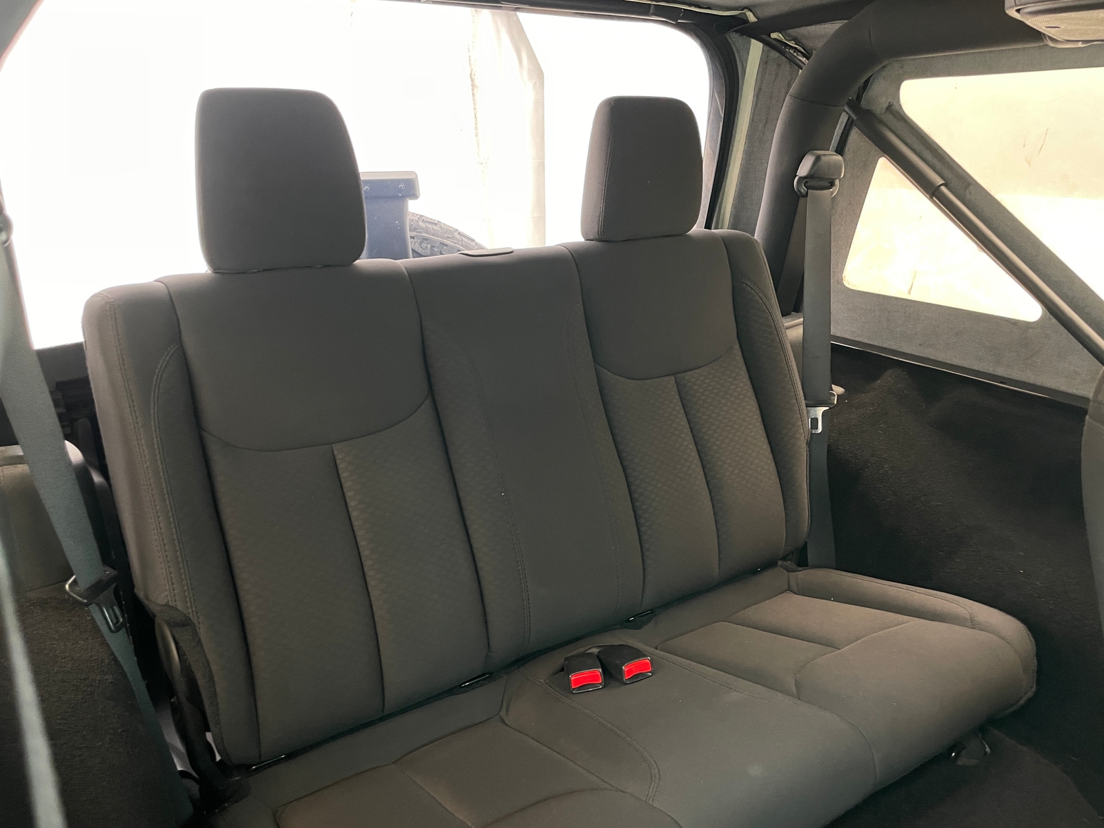 Thumbnail: 2015 Jeep Wrangler - 6