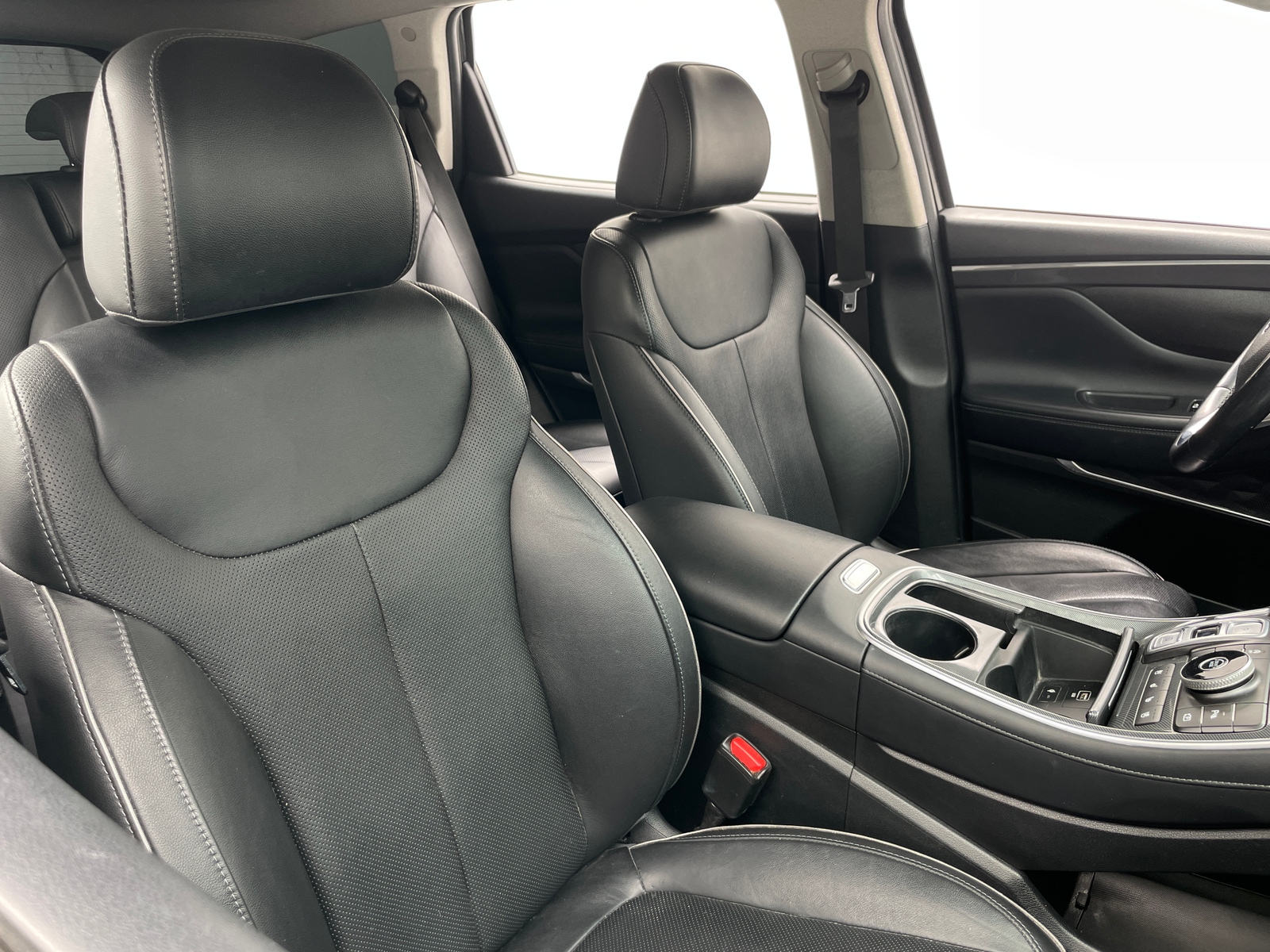 Thumbnail: 2021 Hyundai Santa Fe - 2