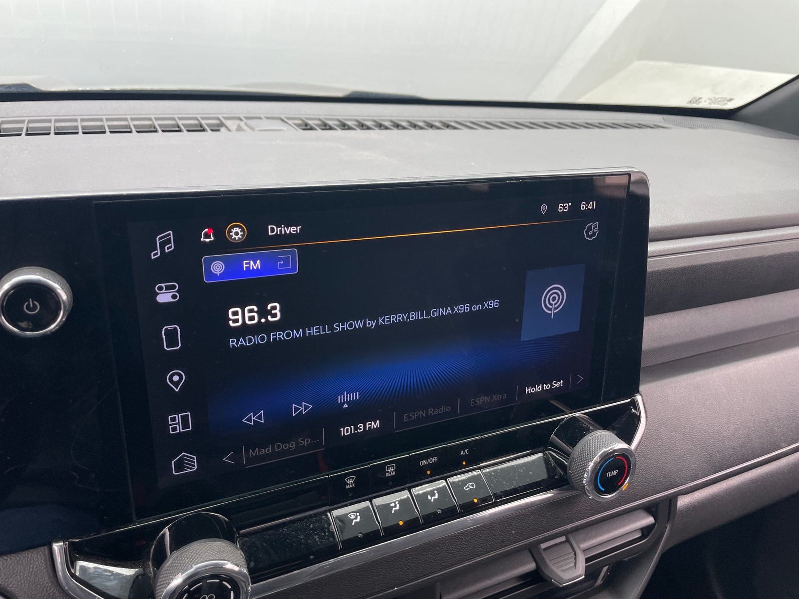 Thumbnail: 2024 Chevrolet Colorado - 4