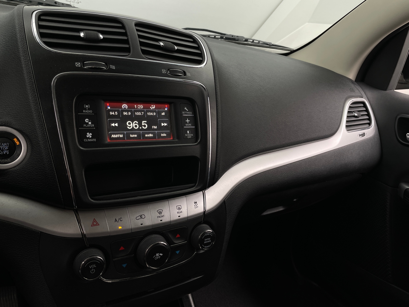 Thumbnail: 2011 Dodge Journey - 4