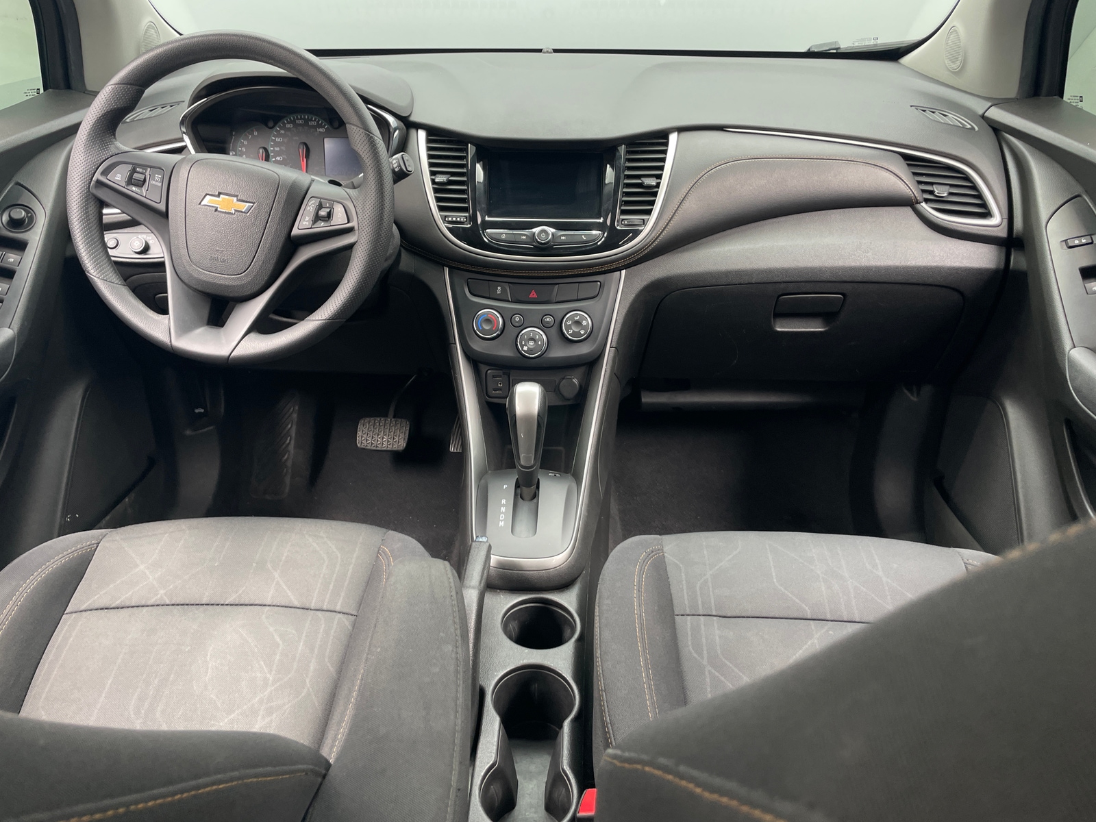 Thumbnail: 2018 Chevrolet Trax - 3