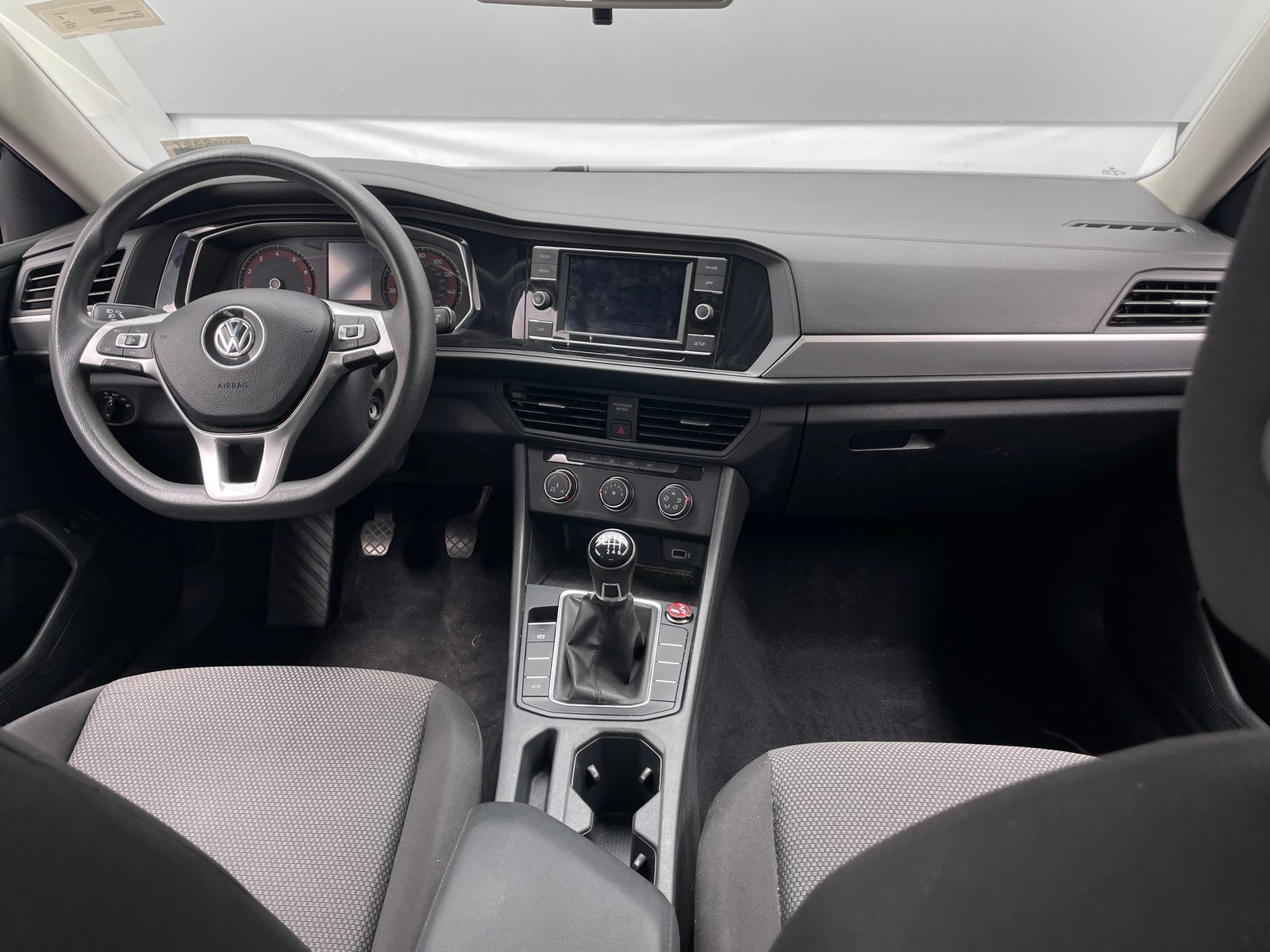 Thumbnail: 2019 Volkswagen Jetta - 3