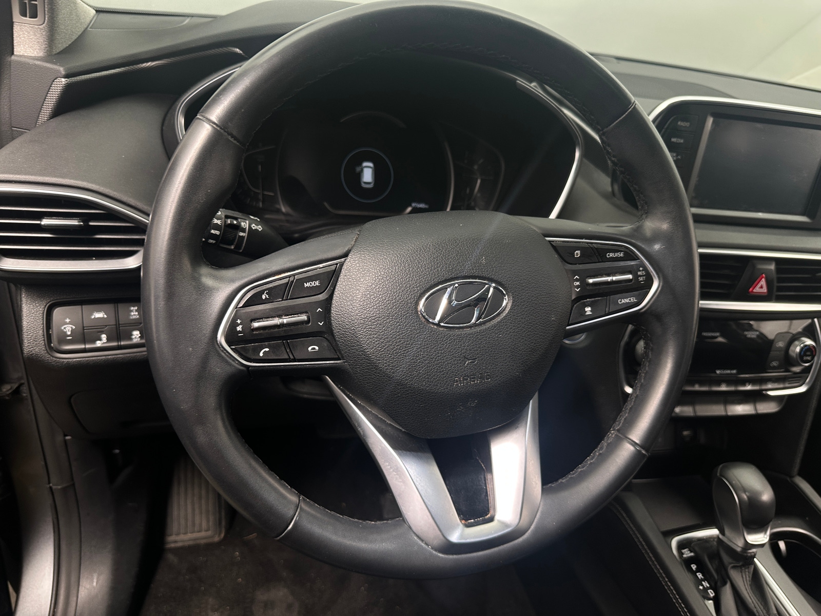 Thumbnail: 2019 Hyundai Santa Fe - 4