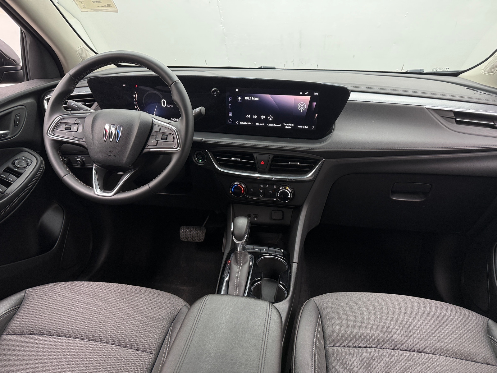 Thumbnail: 2025 Buick Encore GX - 3