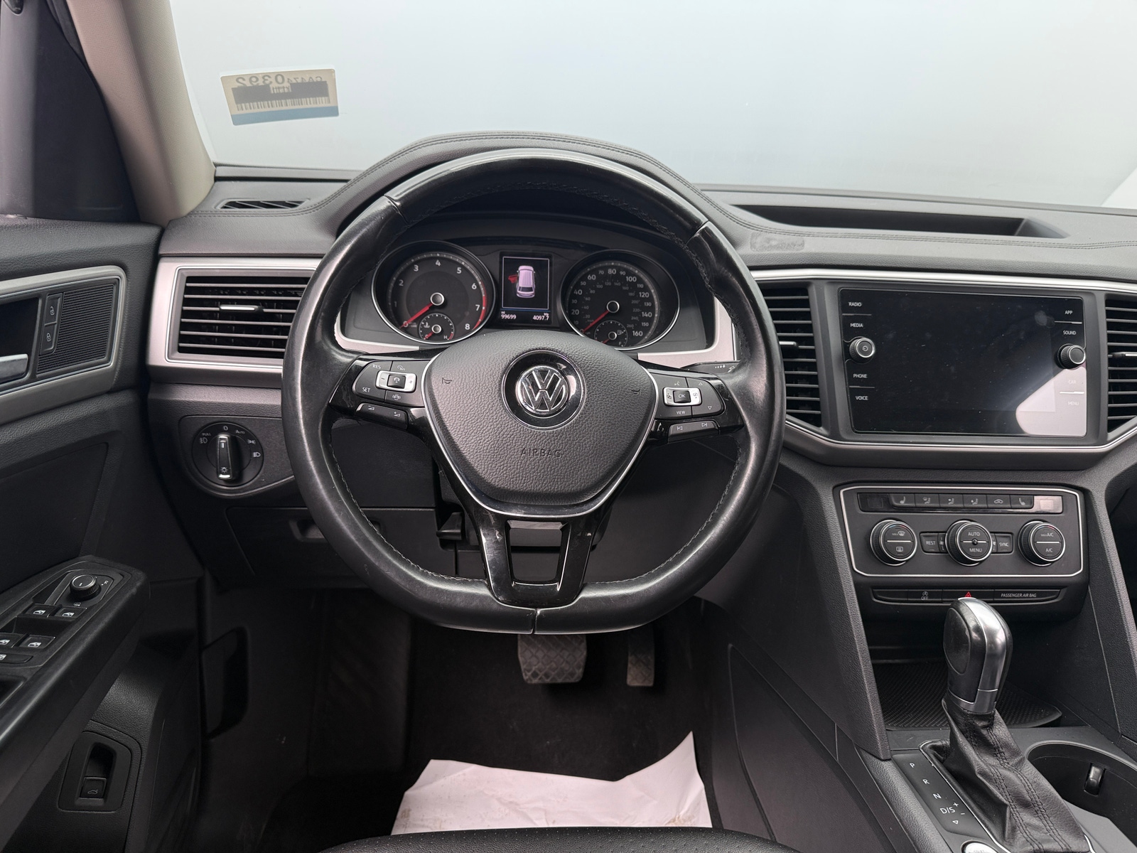 Thumbnail: 2019 Volkswagen Atlas - 4
