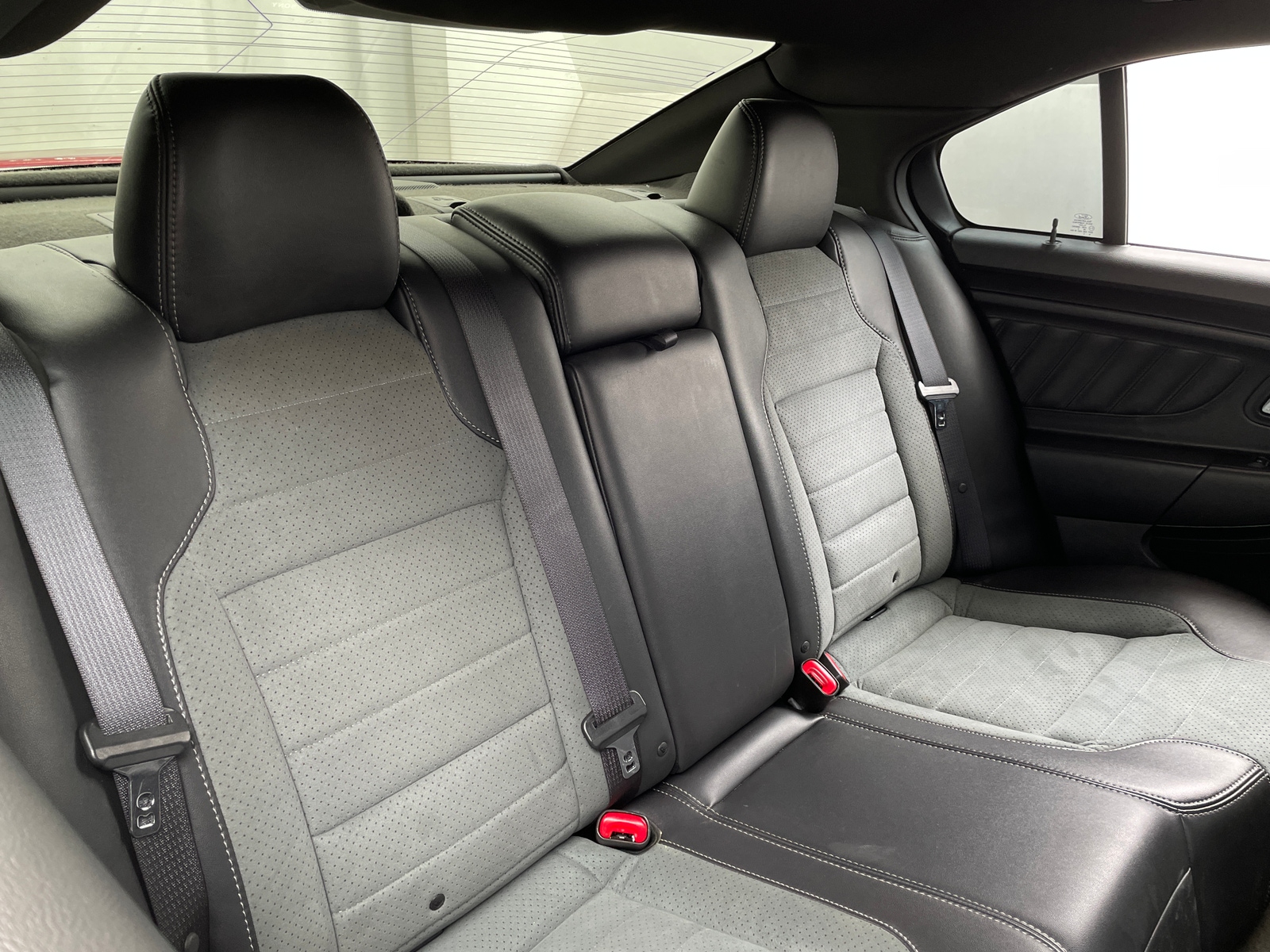 Thumbnail: 2013 Ford Taurus - 5