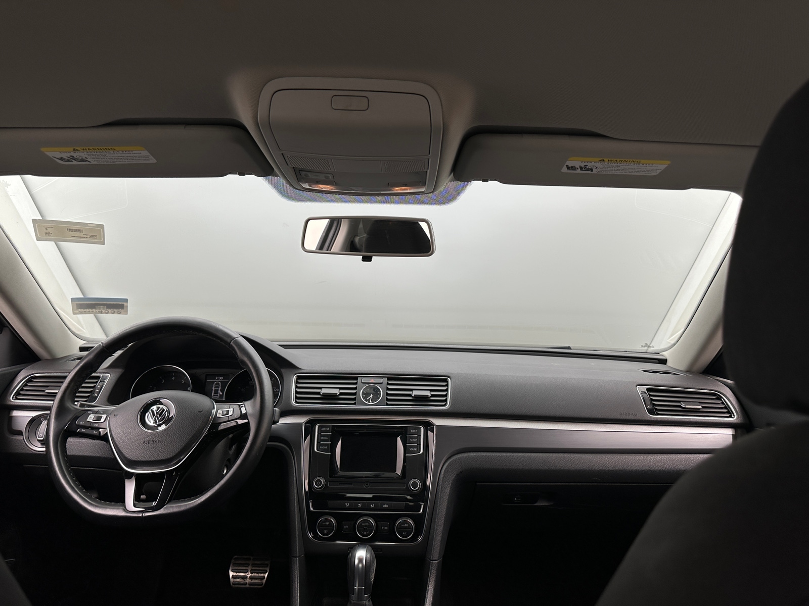 Thumbnail: 2016 Volkswagen Passat - 3