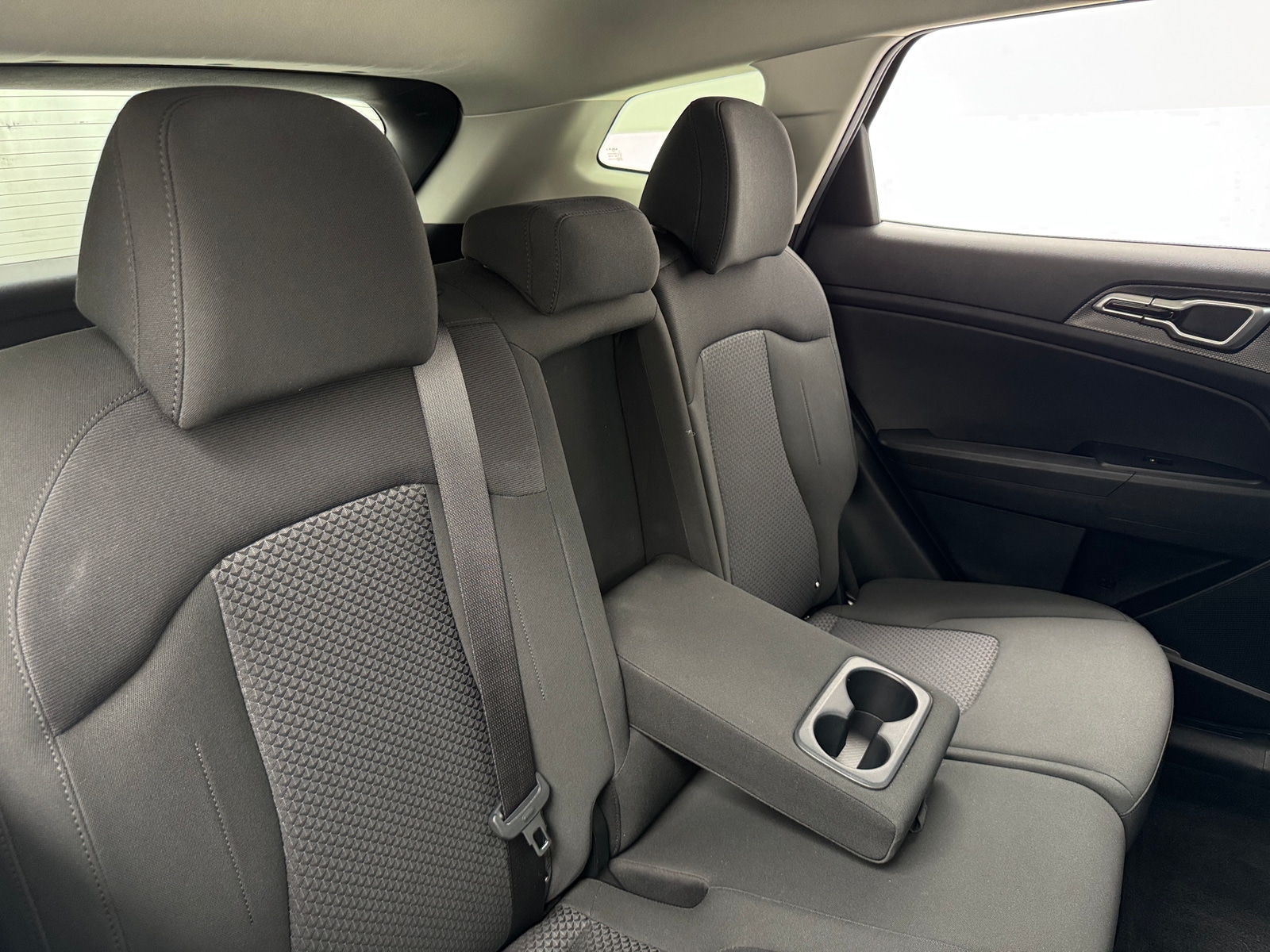Thumbnail: 2025 Kia Sportage - 6