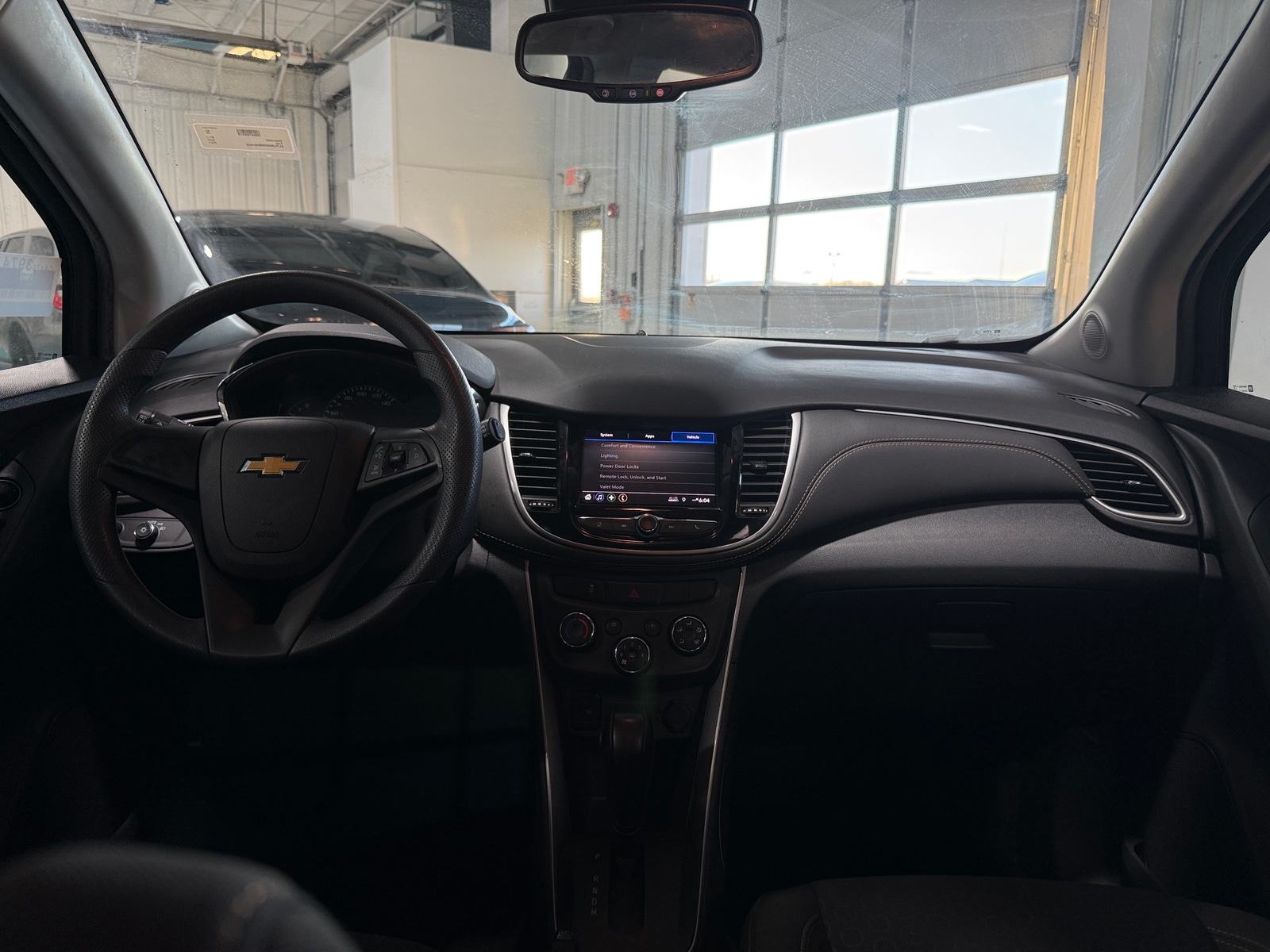 Thumbnail: 2021 Chevrolet Trax - 3