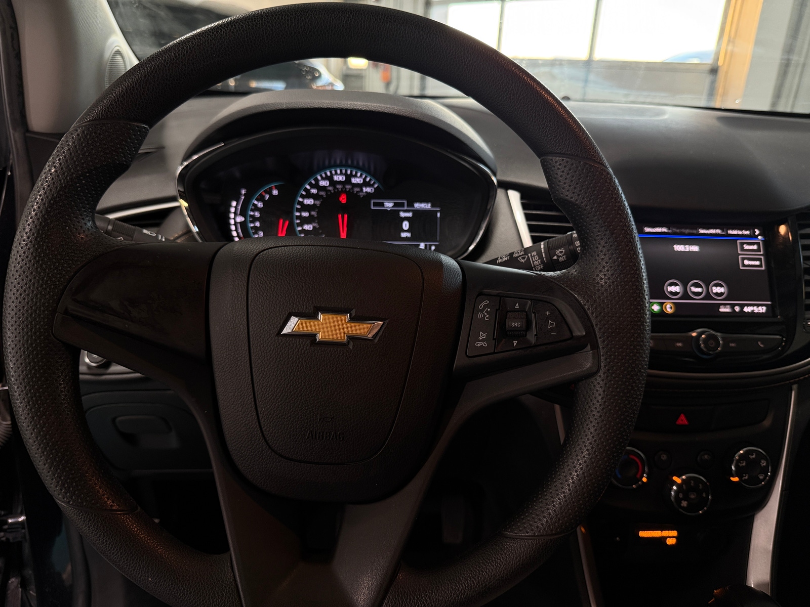 Thumbnail: 2021 Chevrolet Trax - 5