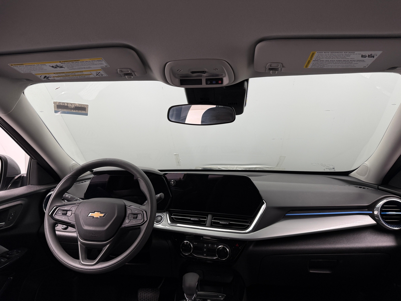 Thumbnail: 2025 Chevrolet Trax - 3