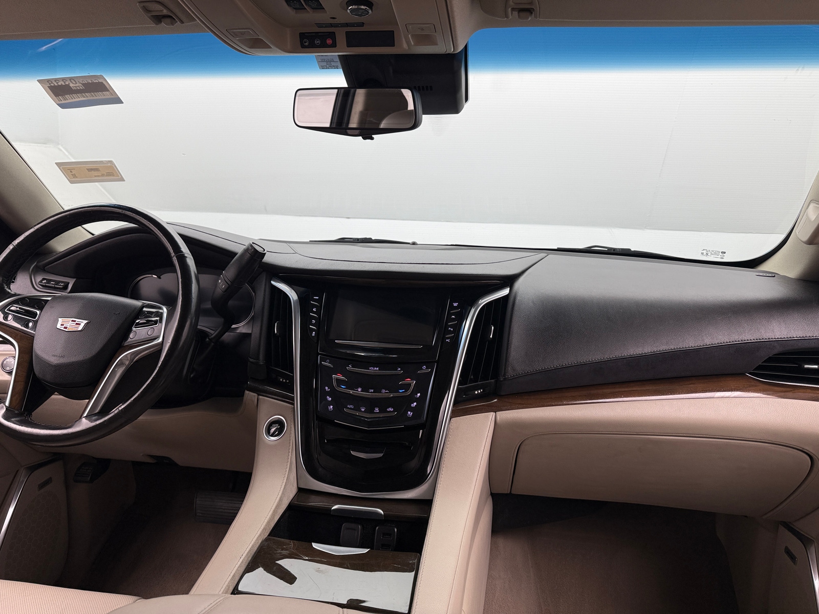 Thumbnail: 2019 Cadillac Escalade - 2