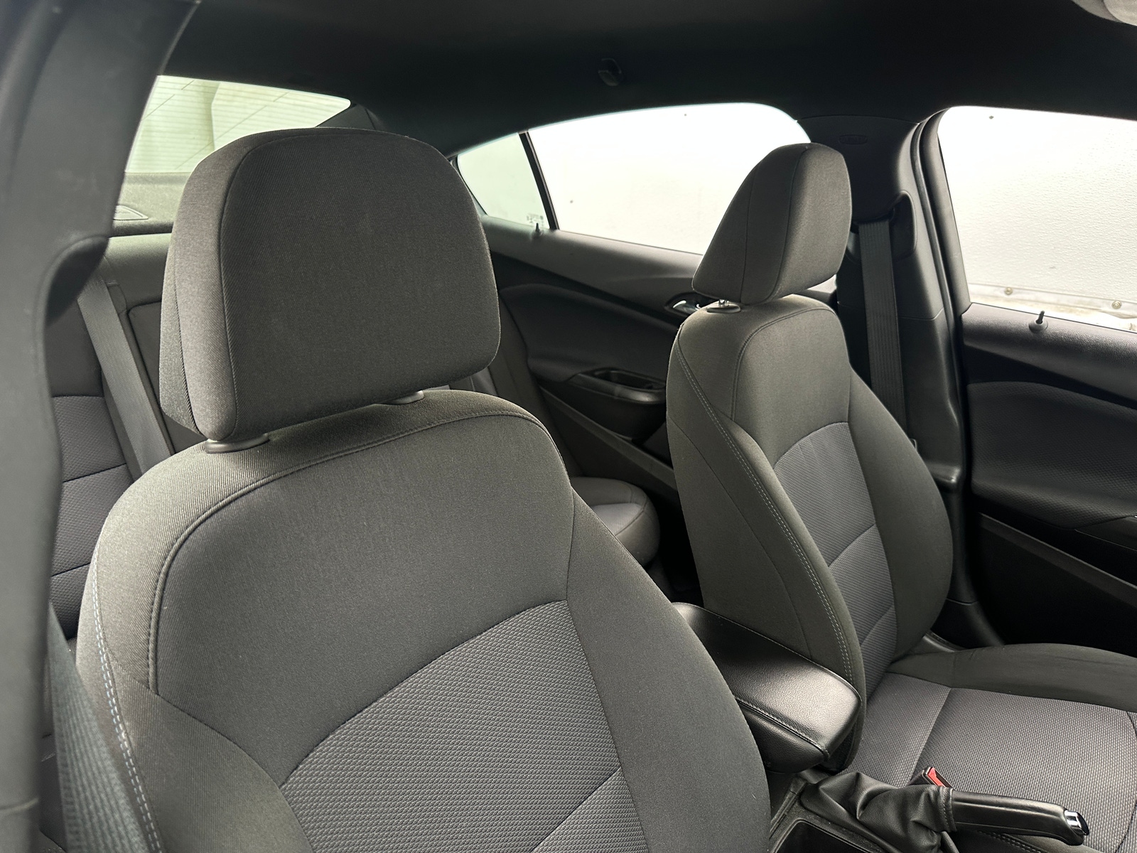 Thumbnail: 2018 Chevrolet Cruze - 2