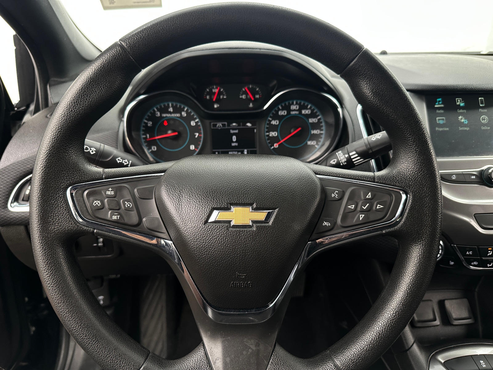 Thumbnail: 2018 Chevrolet Cruze - 5