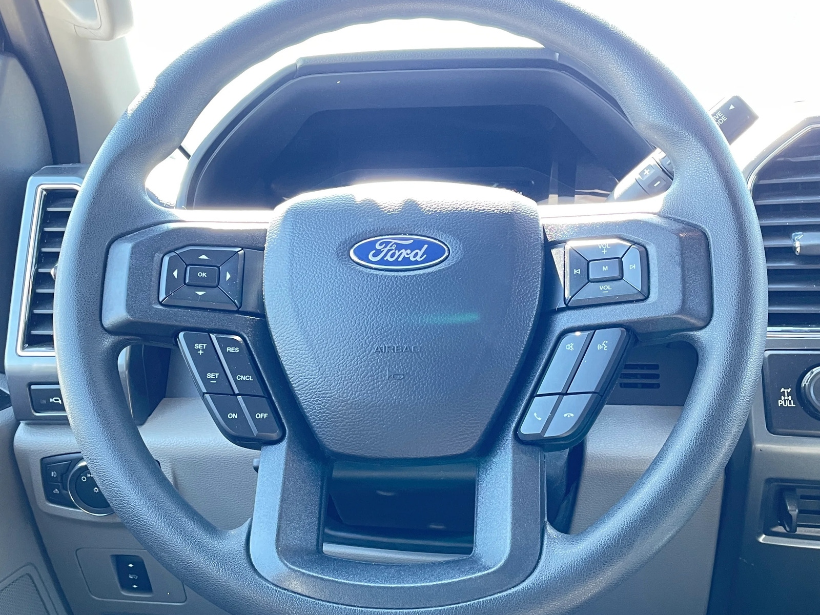 Thumbnail: 2021 Ford Econoline - 5