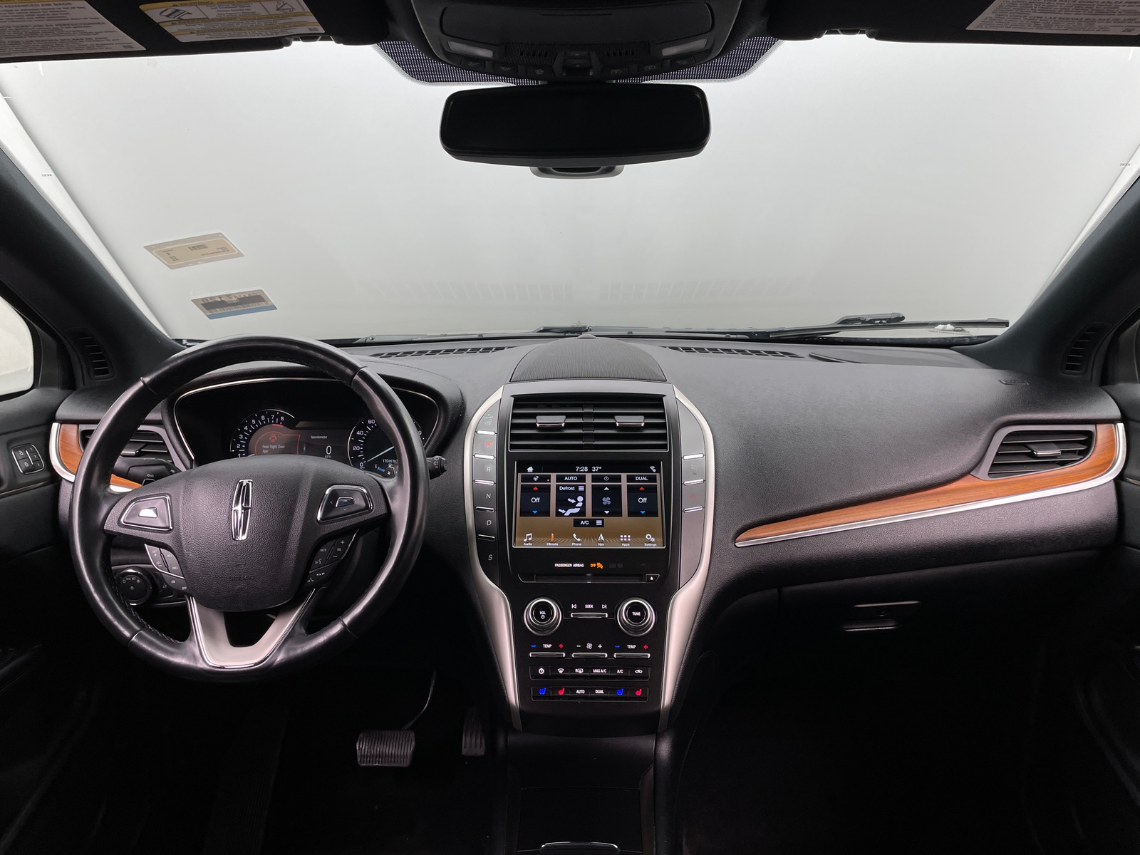 Thumbnail: 2019 Lincoln MKC - 2