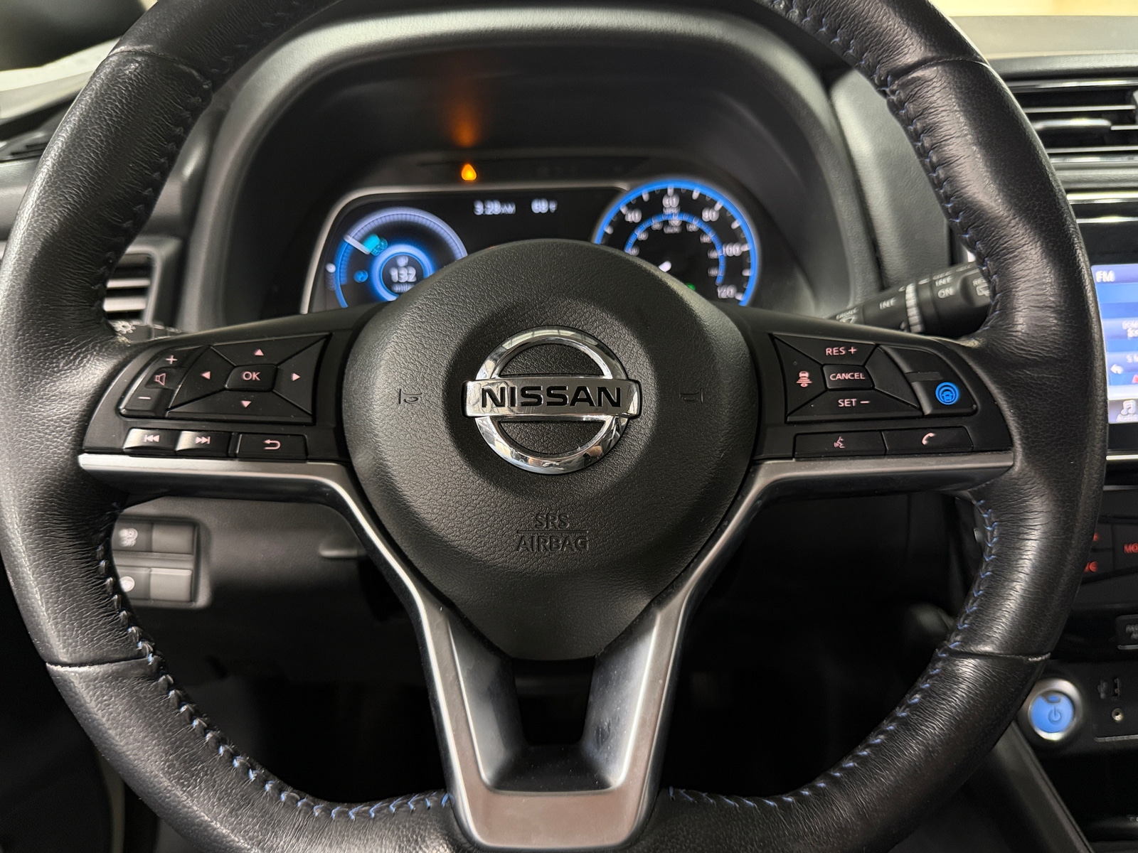 Thumbnail: 2018 Nissan Leaf - 4