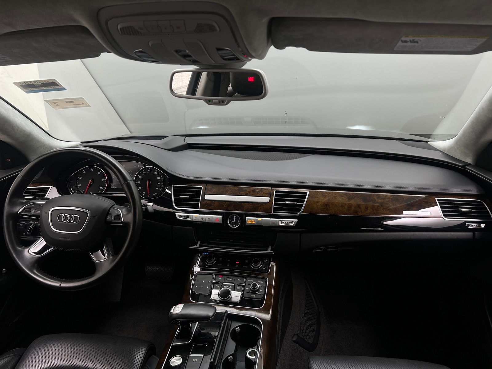 Thumbnail: 2017 Audi A8 - 2