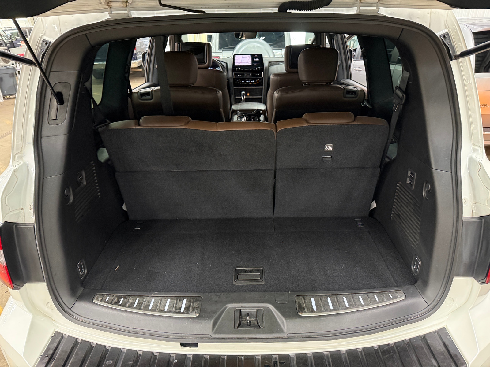 Thumbnail: 2021 Nissan Armada - 6
