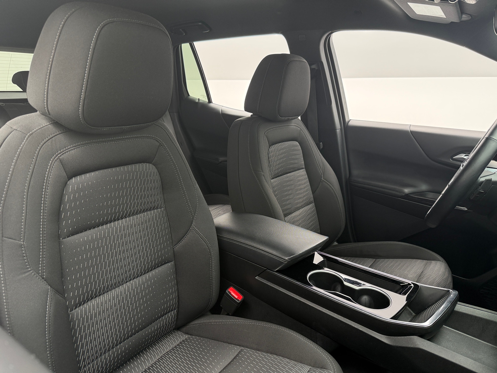 Thumbnail: 2025 Chevrolet Equinox - 2