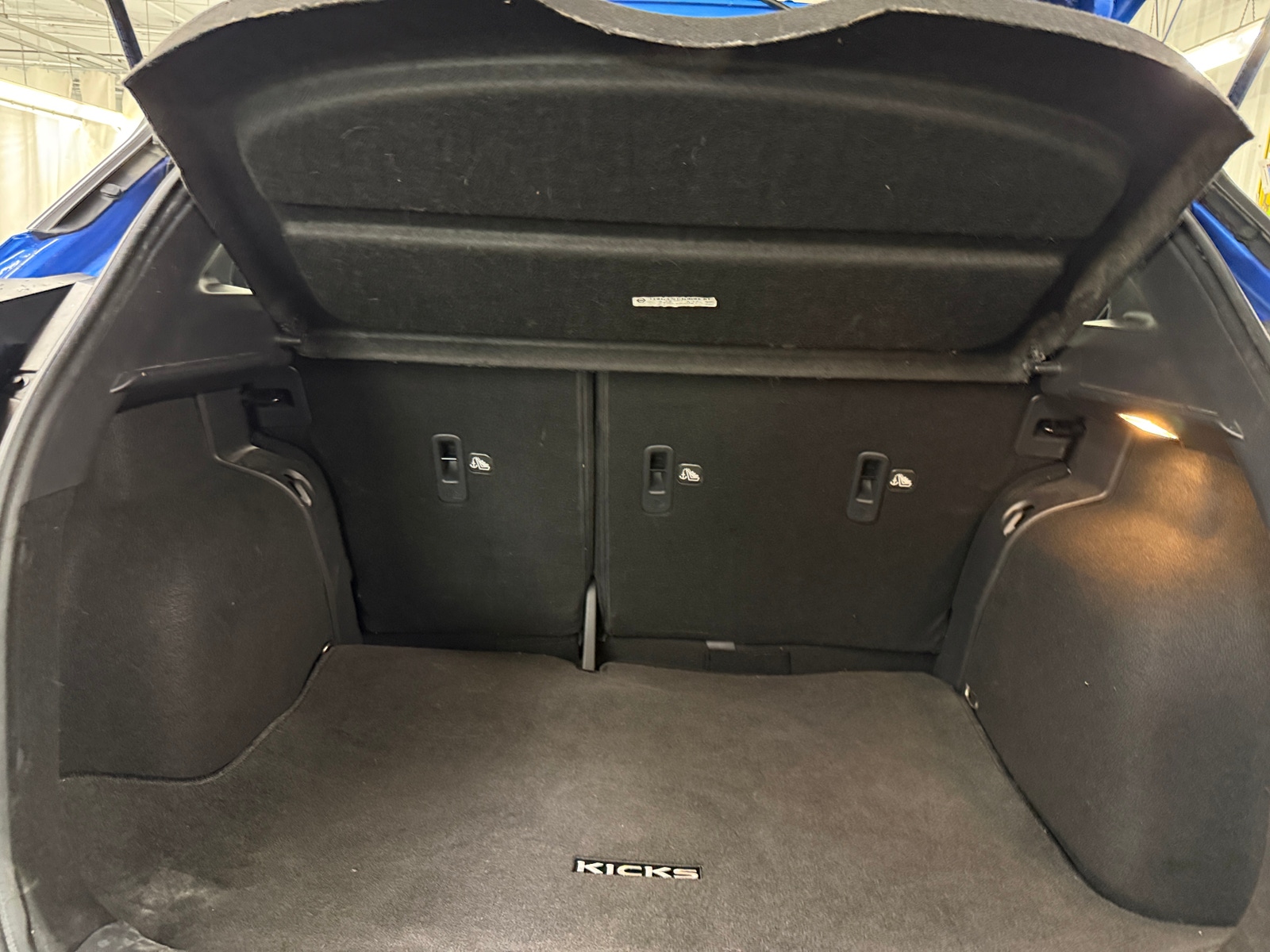 Thumbnail: 2021 Nissan Kicks - 7