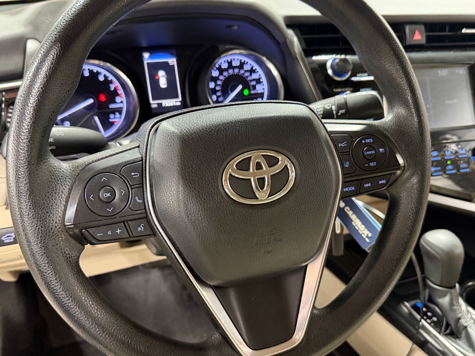 Thumbnail: 2019 Toyota Camry - 5