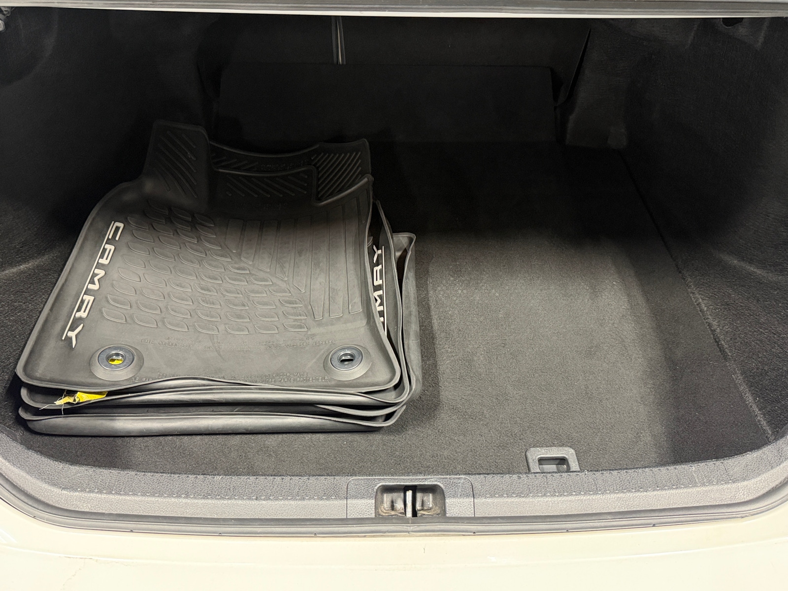 Thumbnail: 2019 Toyota Camry - 7