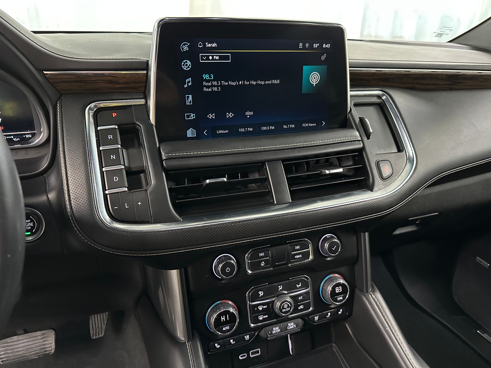 Thumbnail: 2022 Chevrolet Tahoe - 3