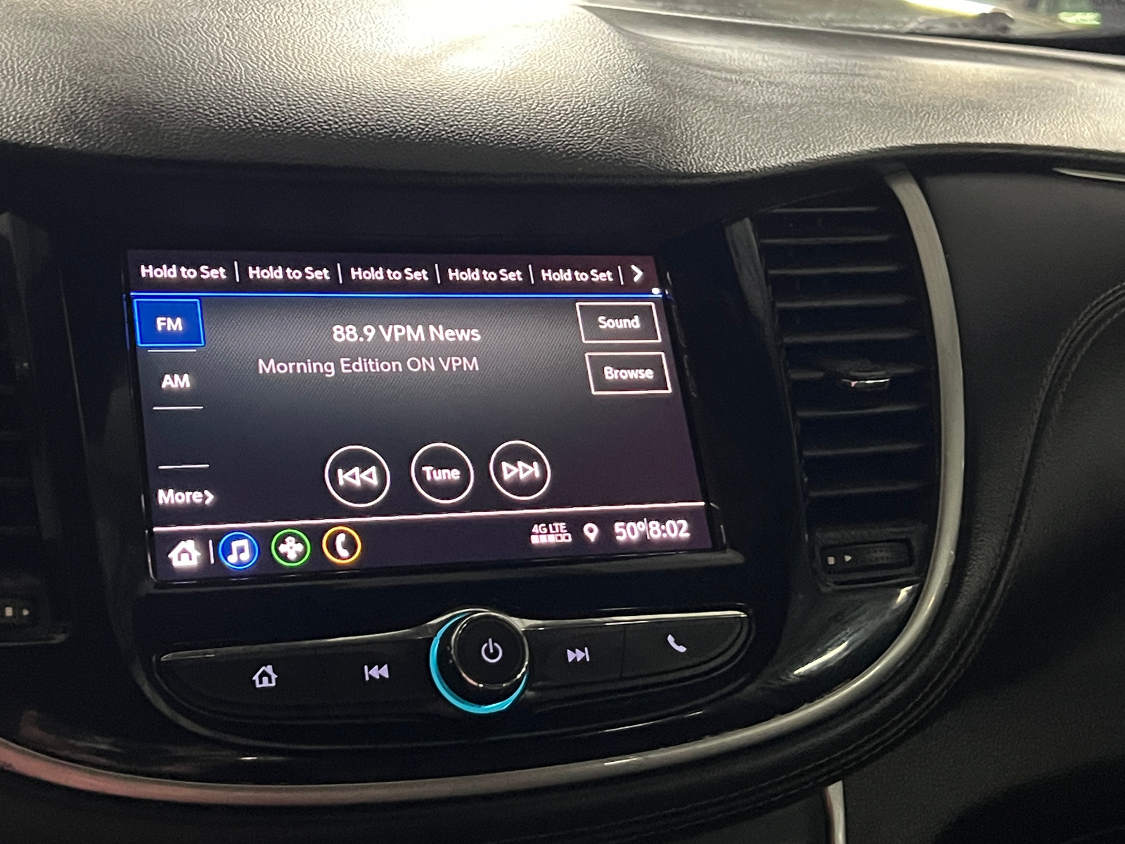 Thumbnail: 2020 Chevrolet Trax - 4