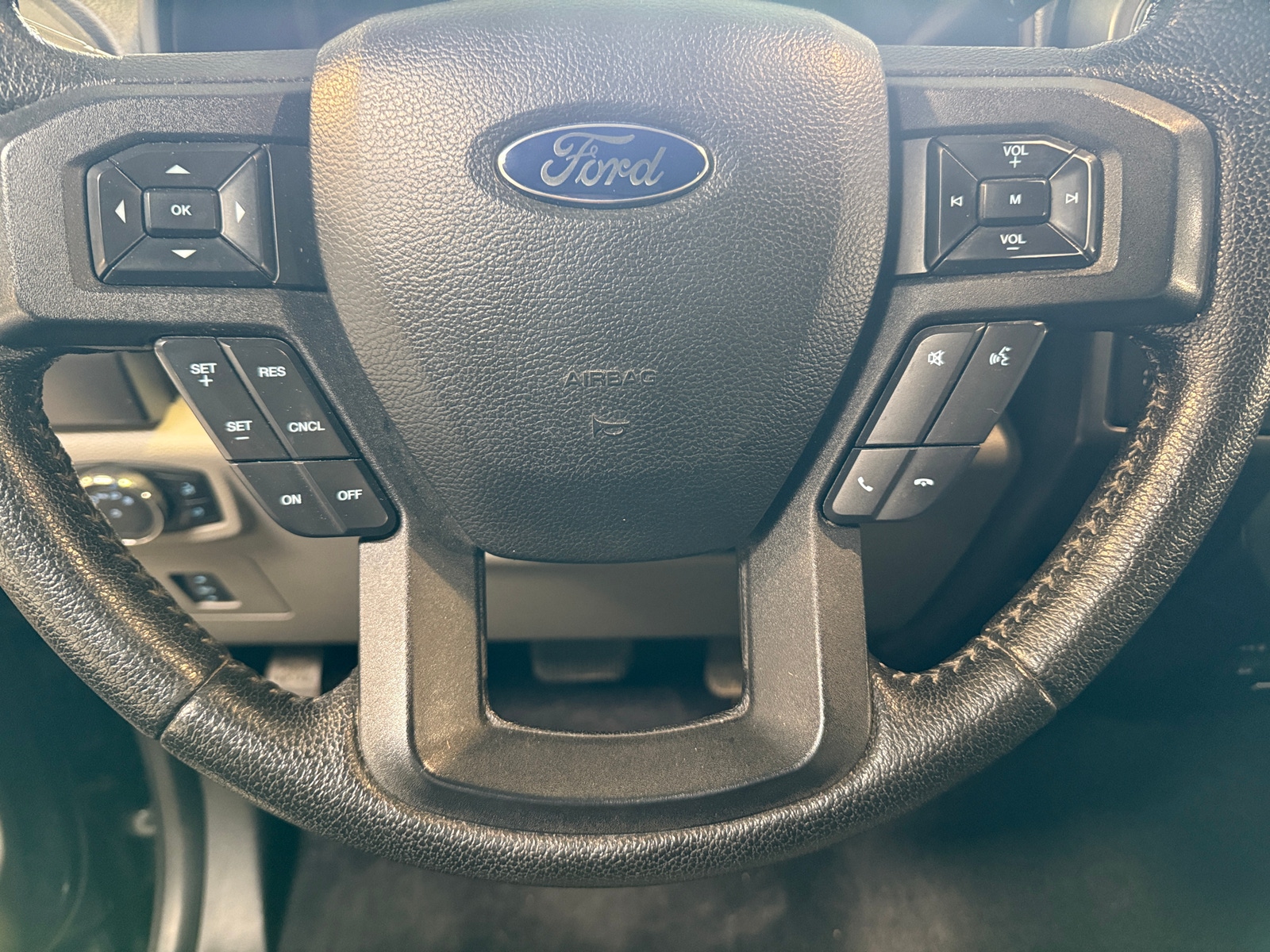 Thumbnail: 2015 Ford Econoline - 5