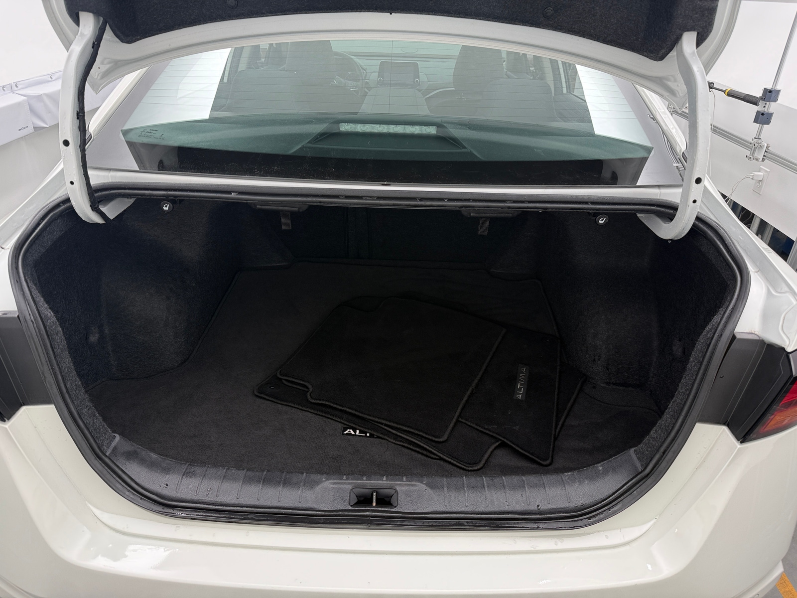 Thumbnail: 2025 Nissan Altima - 7