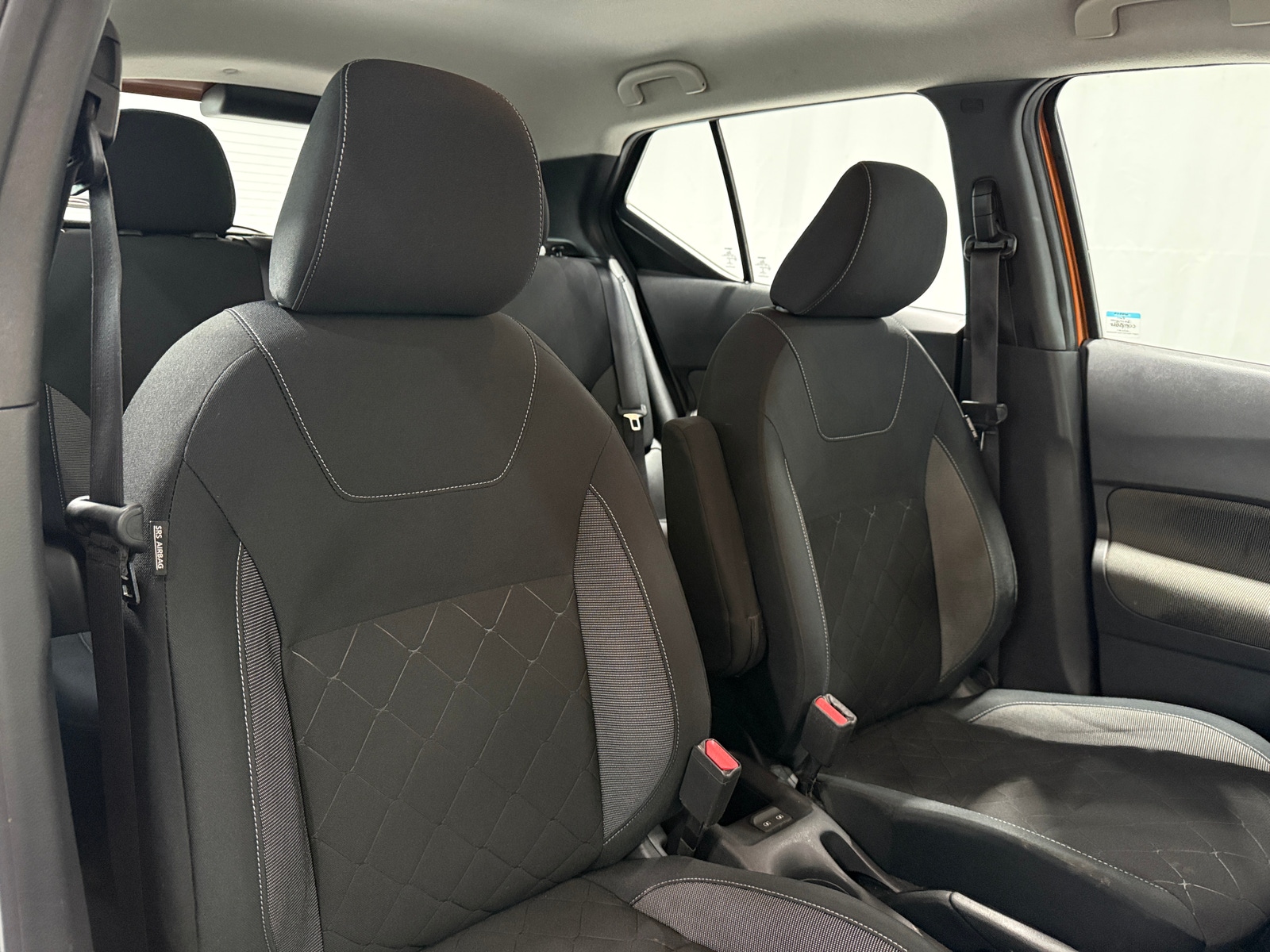 Thumbnail: 2019 Nissan Kicks - 2