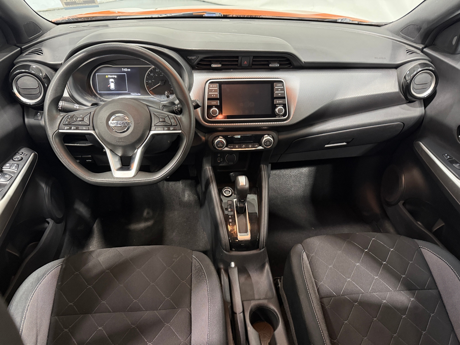 Thumbnail: 2019 Nissan Kicks - 3