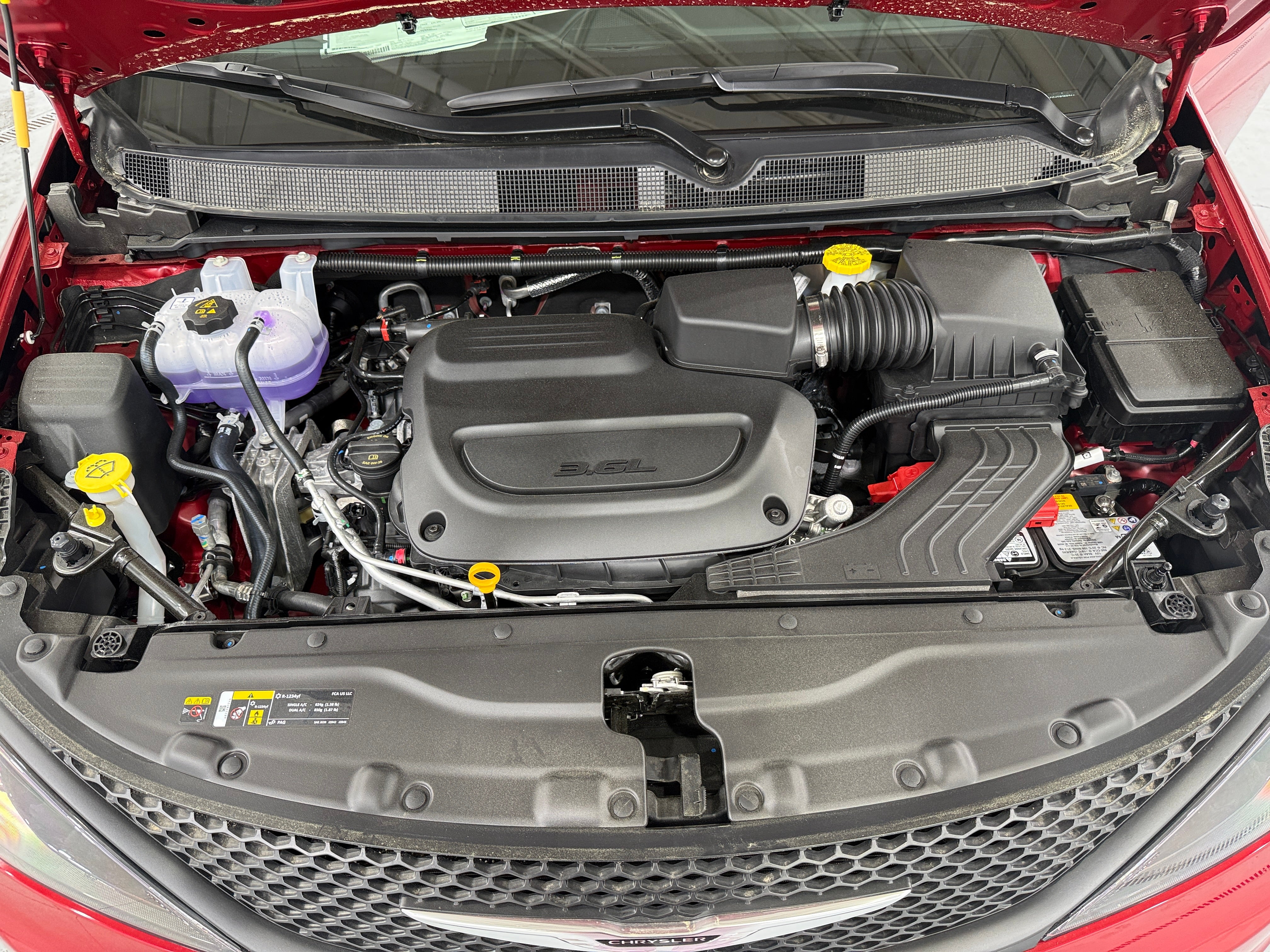 2026 Chrysler Voyager LX's photo