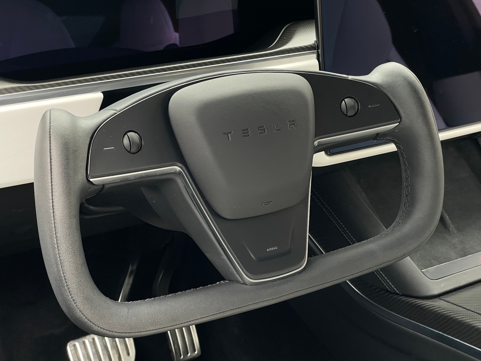 Thumbnail: 2022 Tesla Model X - 4