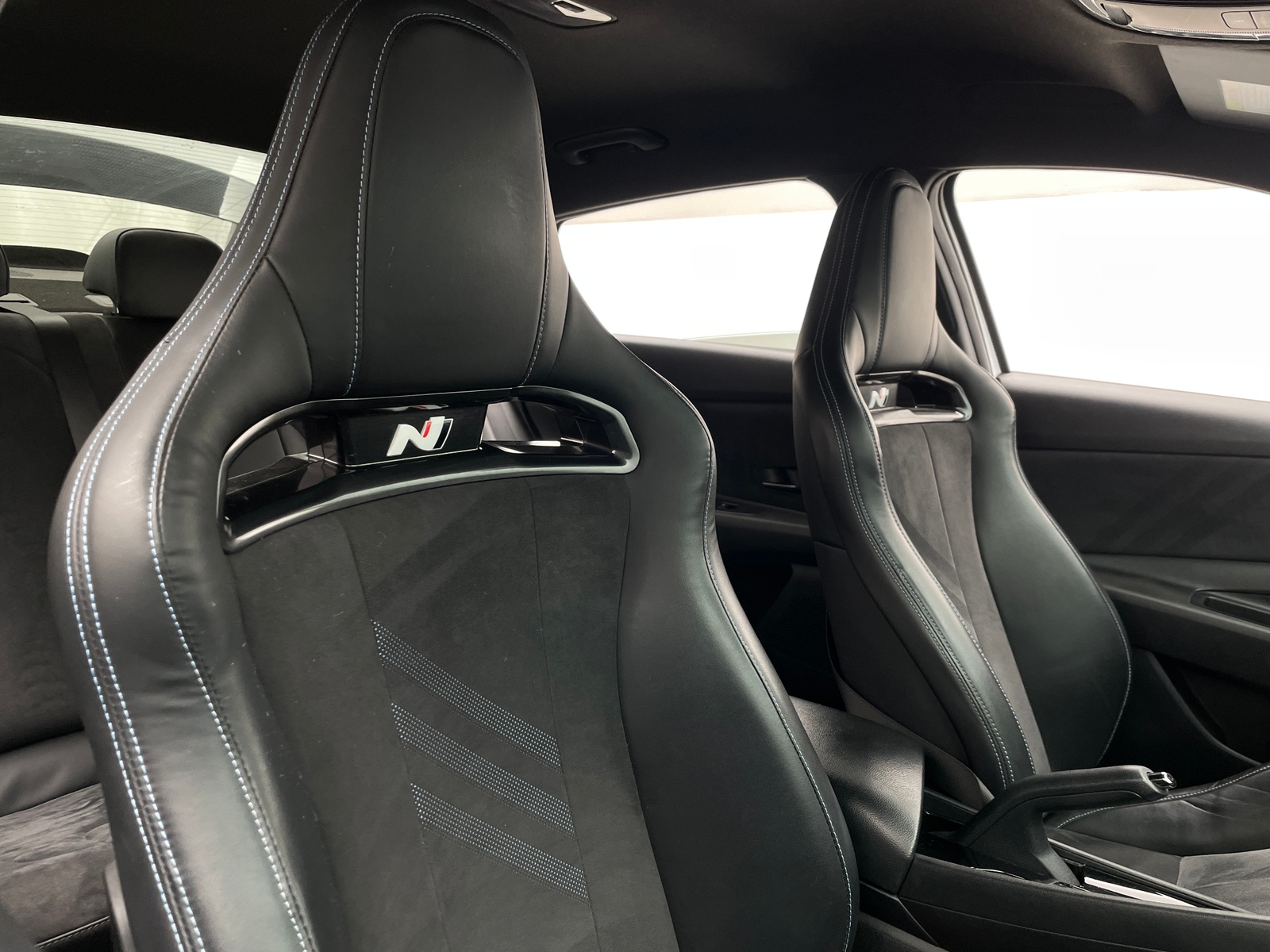 Thumbnail: 2022 Hyundai Elantra - 2