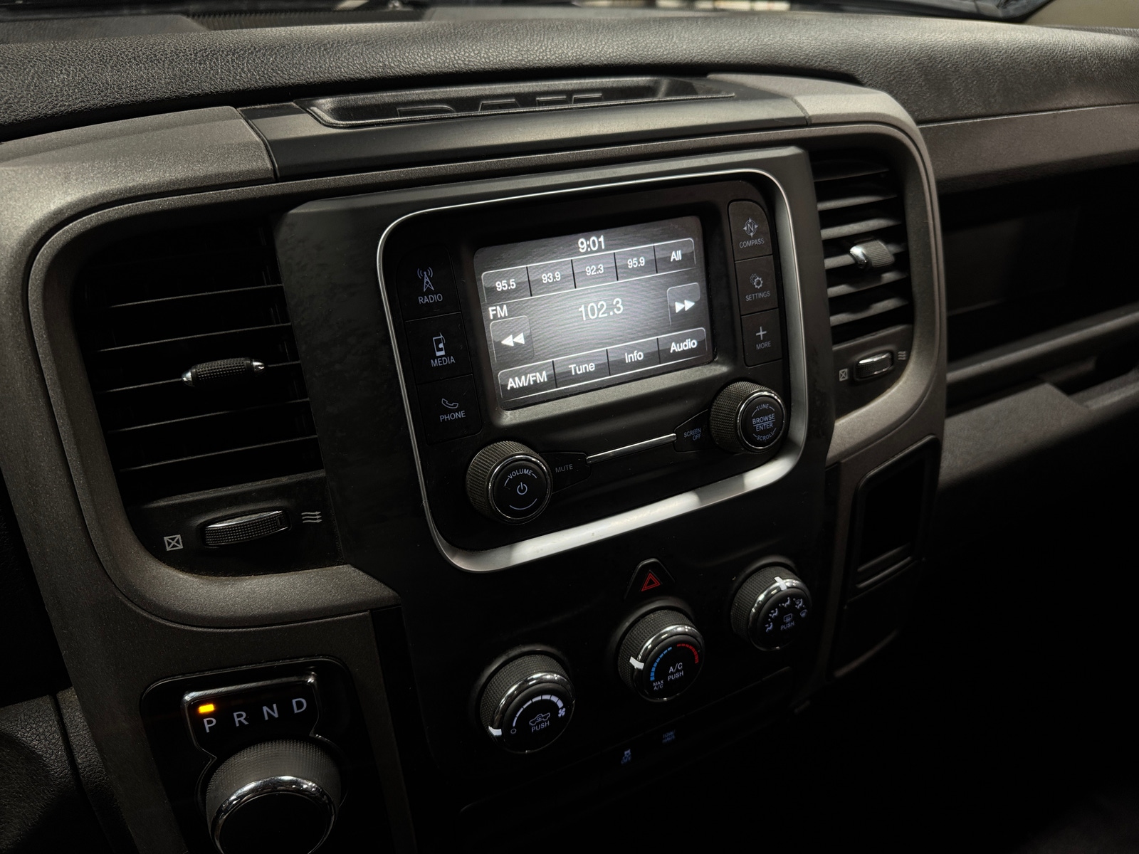 Thumbnail: 2023 RAM 1500 Classic - 3