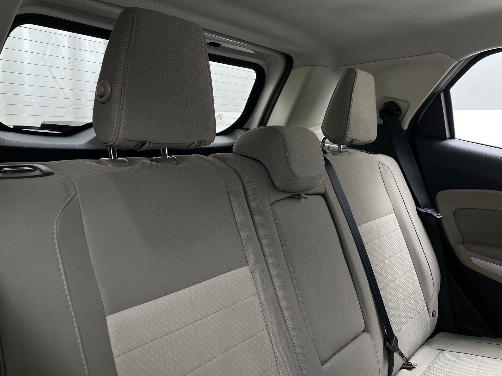 Thumbnail: 2018 Ford EcoSport - 6