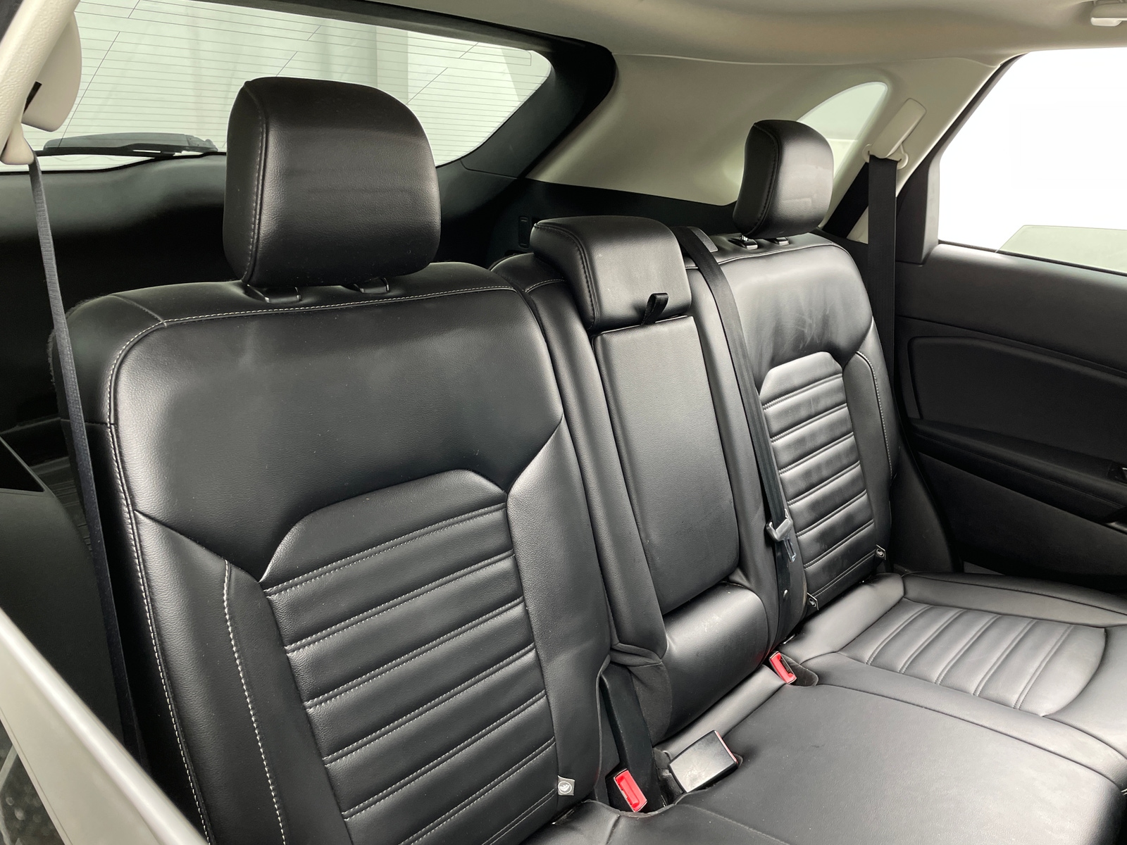 Thumbnail: 2020 Ford Edge - 5