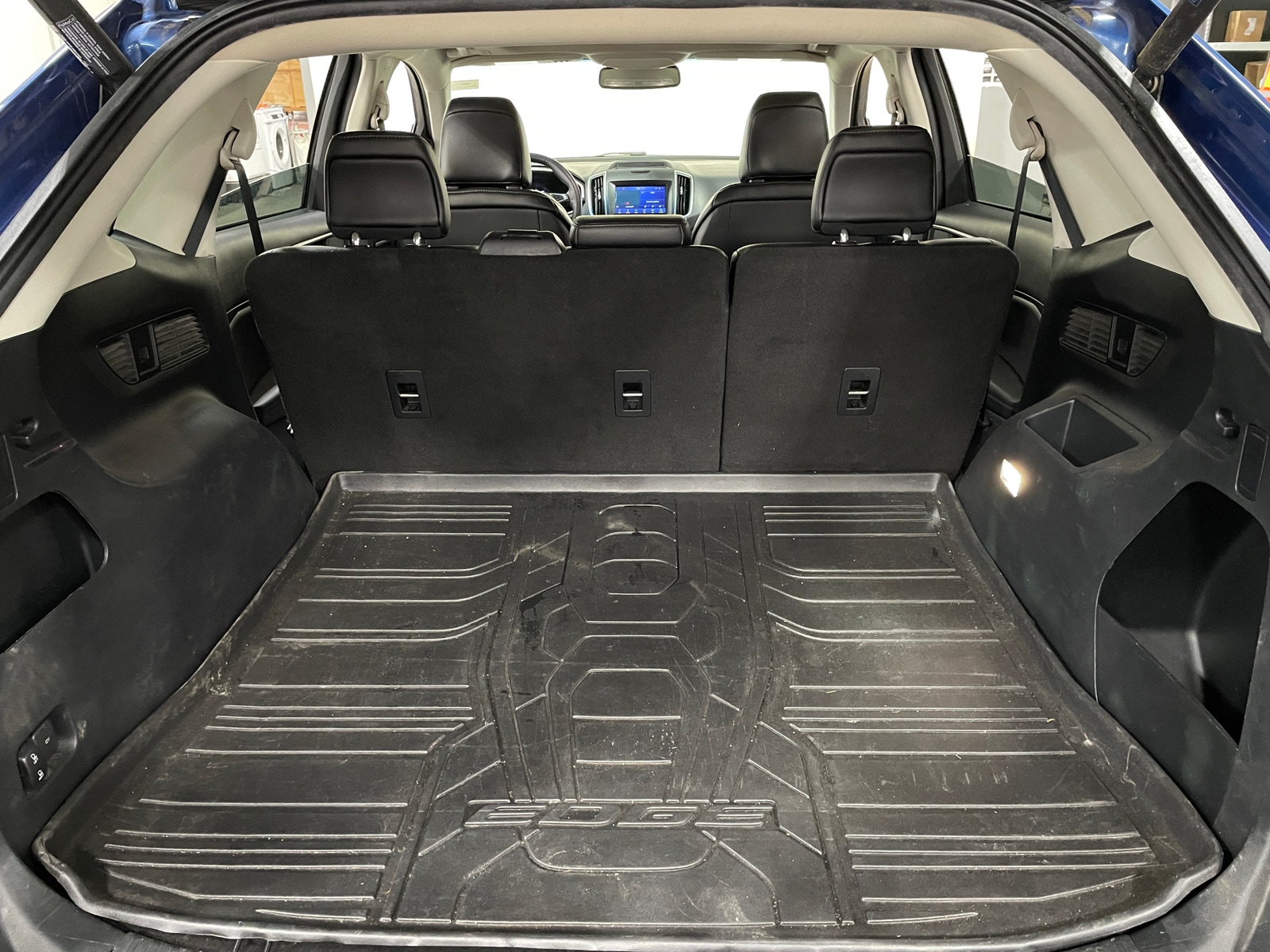 Thumbnail: 2020 Ford Edge - 6