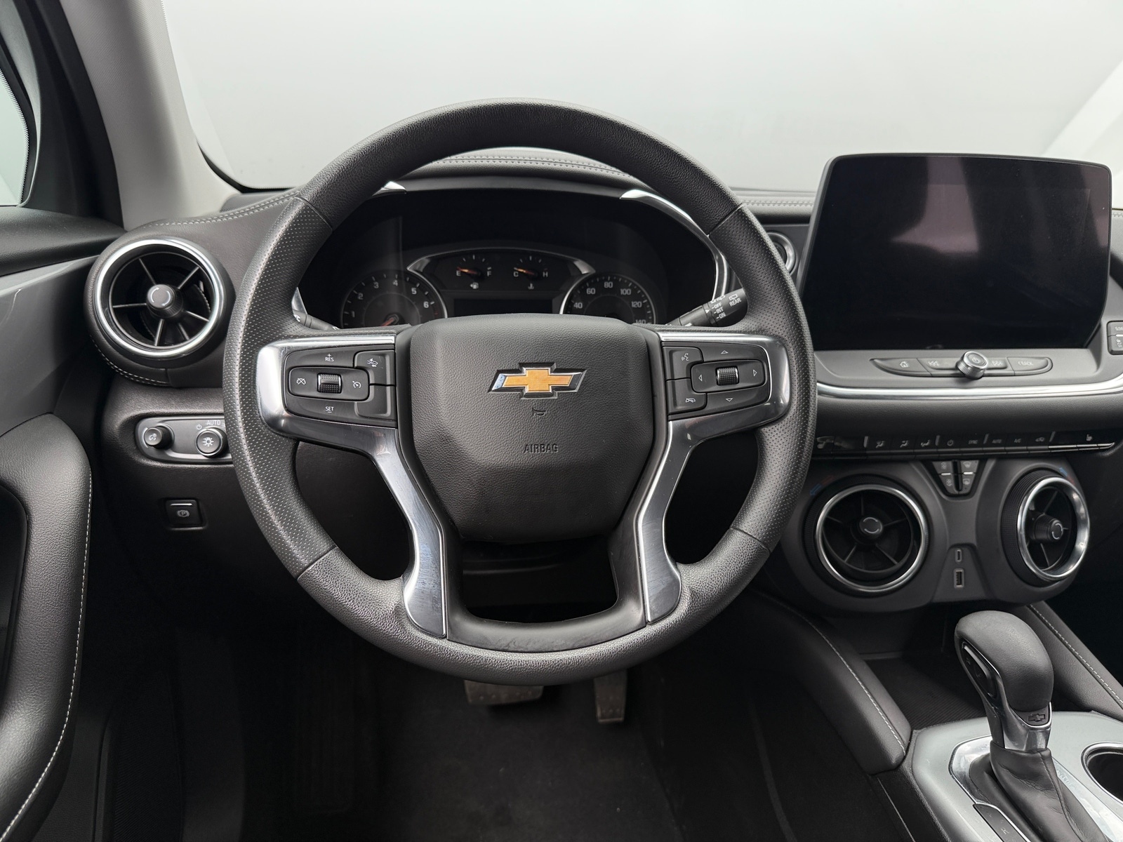 Thumbnail: 2025 Chevrolet Blazer - 5