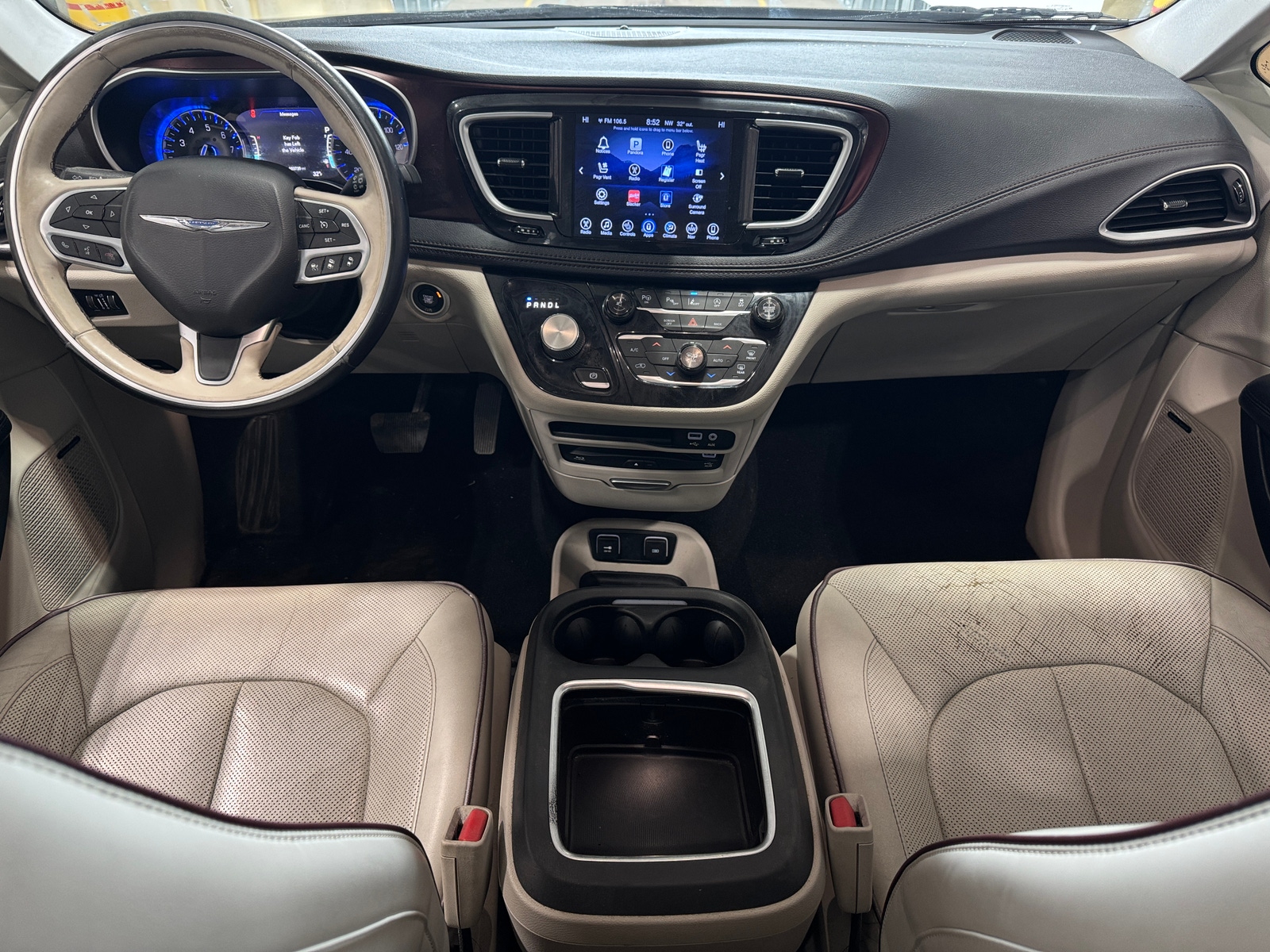 Thumbnail: 2017 Chrysler Pacifica - 2