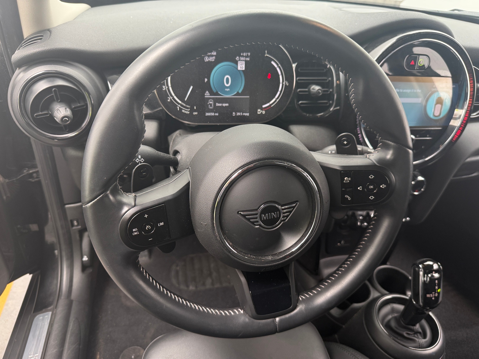 Thumbnail: 2023 MINI Cooper Hardtop - 4