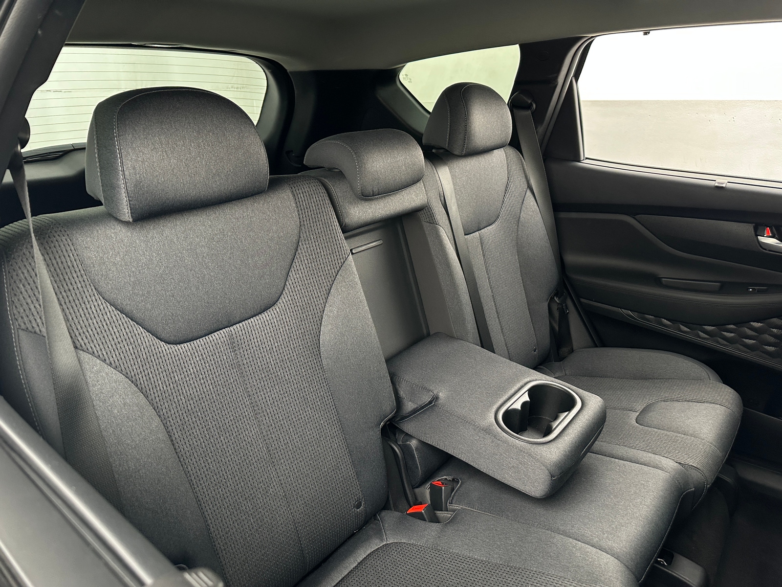 Thumbnail: 2022 Hyundai Santa Fe - 6