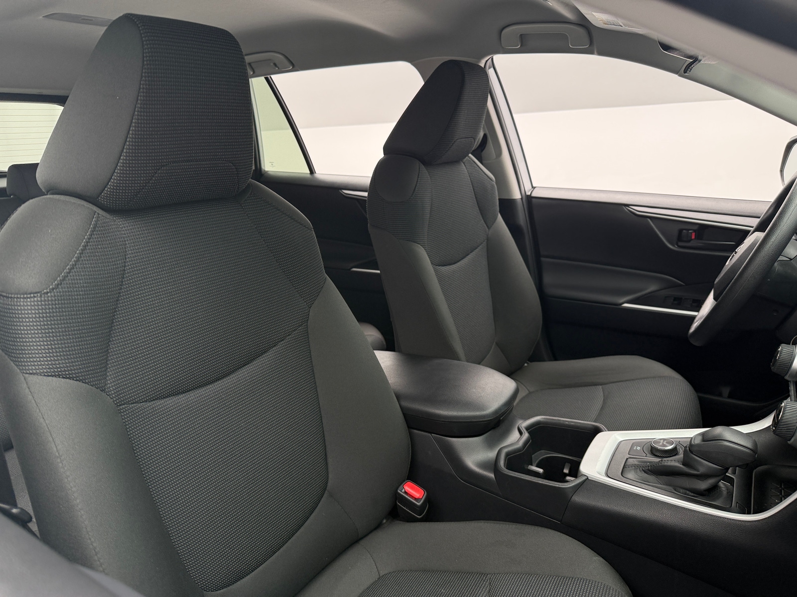 Thumbnail: 2025 Toyota RAV4 - 2