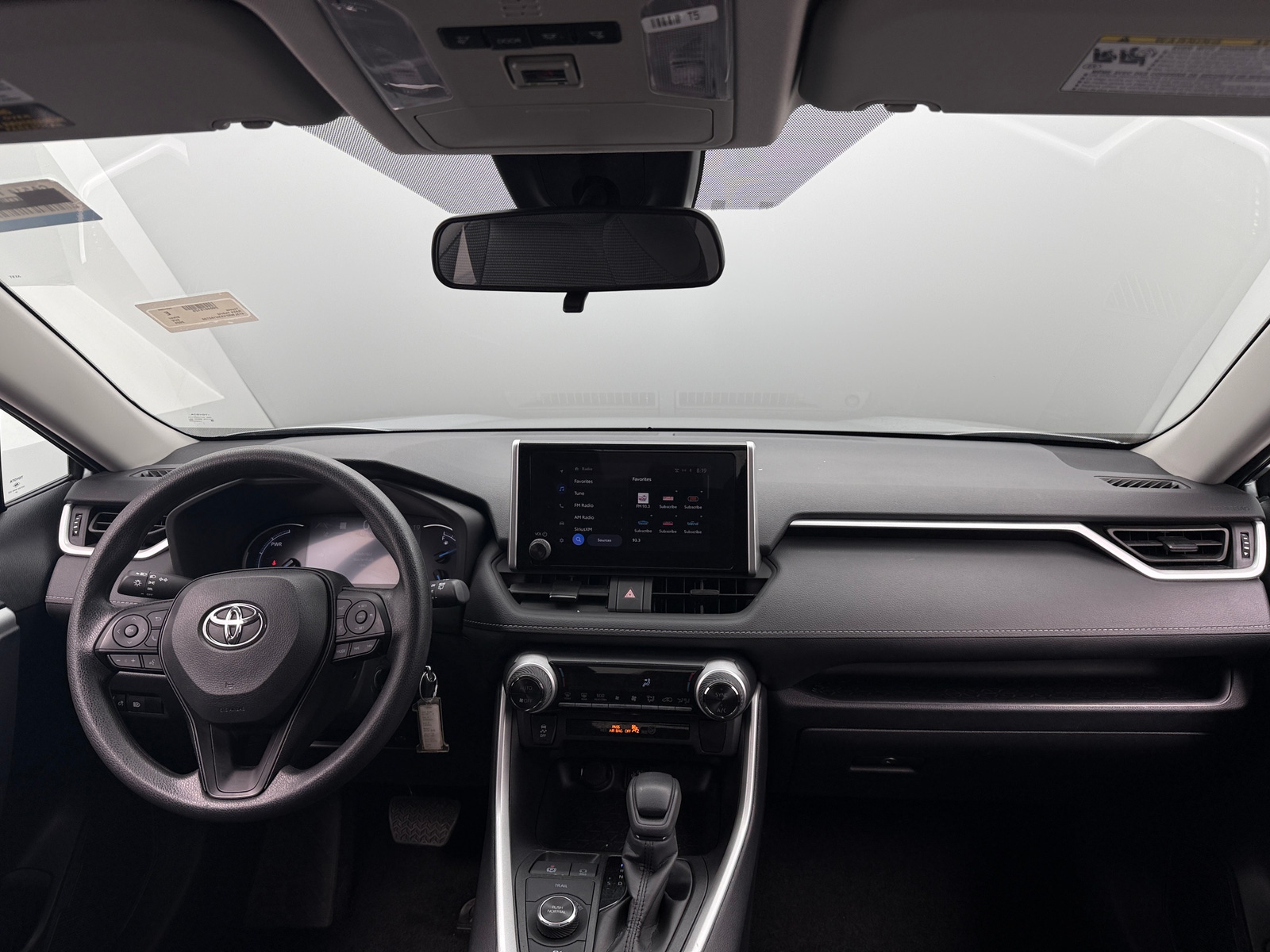 Thumbnail: 2025 Toyota RAV4 - 3