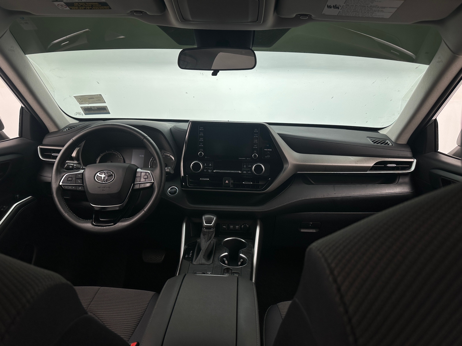 Thumbnail: 2020 Toyota Highlander - 3